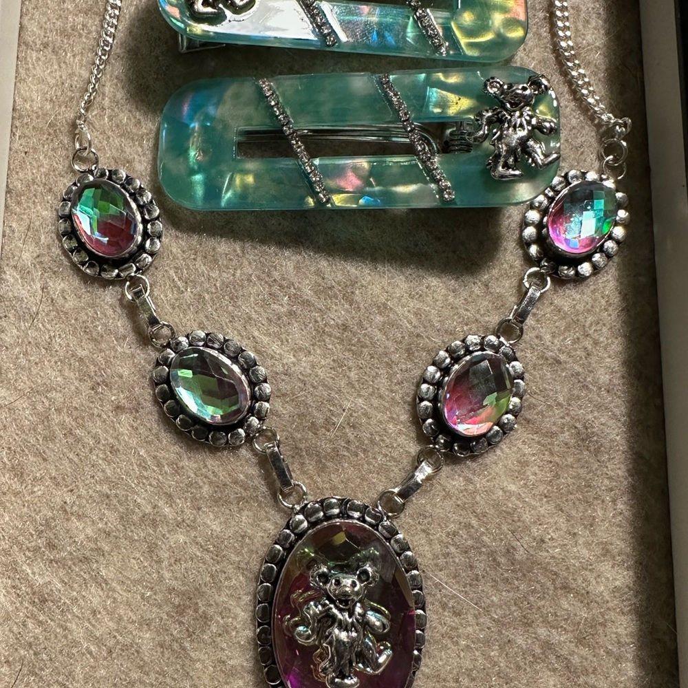 Irradescent Dancing Bear Necklace & Bear-ettes